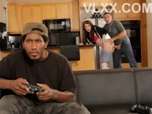 Chị gái em ngon quá buồi anh không cưỡng lại được