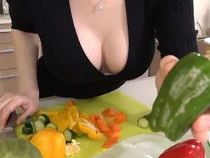 Cả đêm không ngủ cùng cô đồng nghiệp